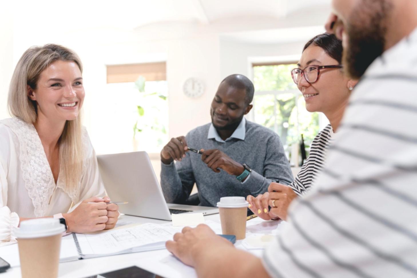 Graphiques de performance financière montrant l'évolution des résultats clients